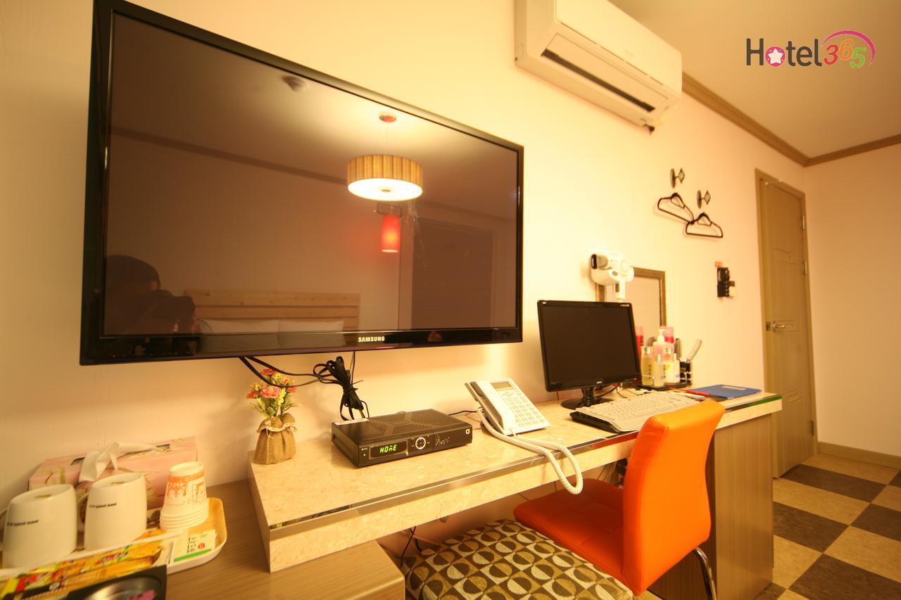 Chuncheon Myeongdong Hotel Ngoại thất bức ảnh
